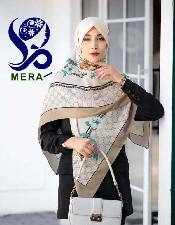 روسری گوچی حاشیه گلدار