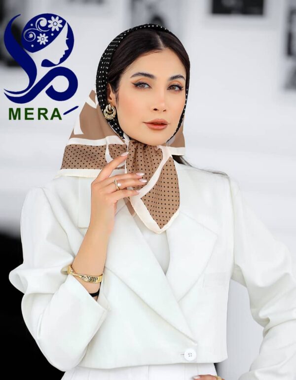 مینی اسکارف خال دار