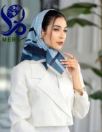 مینی اسکارف خال دار