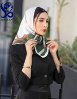 مینی اسکارف خال دار