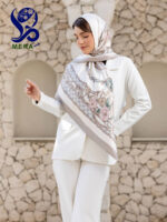 روسری گوچی حاشیه گل دار