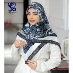 روسری حاشیه دار دیور