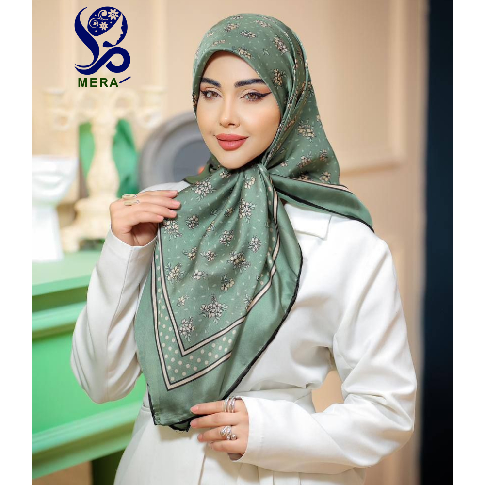 scarf روسری طرح گل ریز