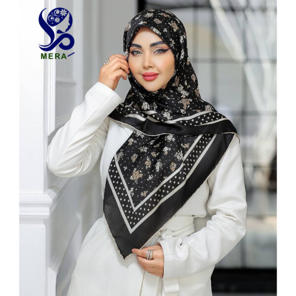 روسری طرح گل ریز