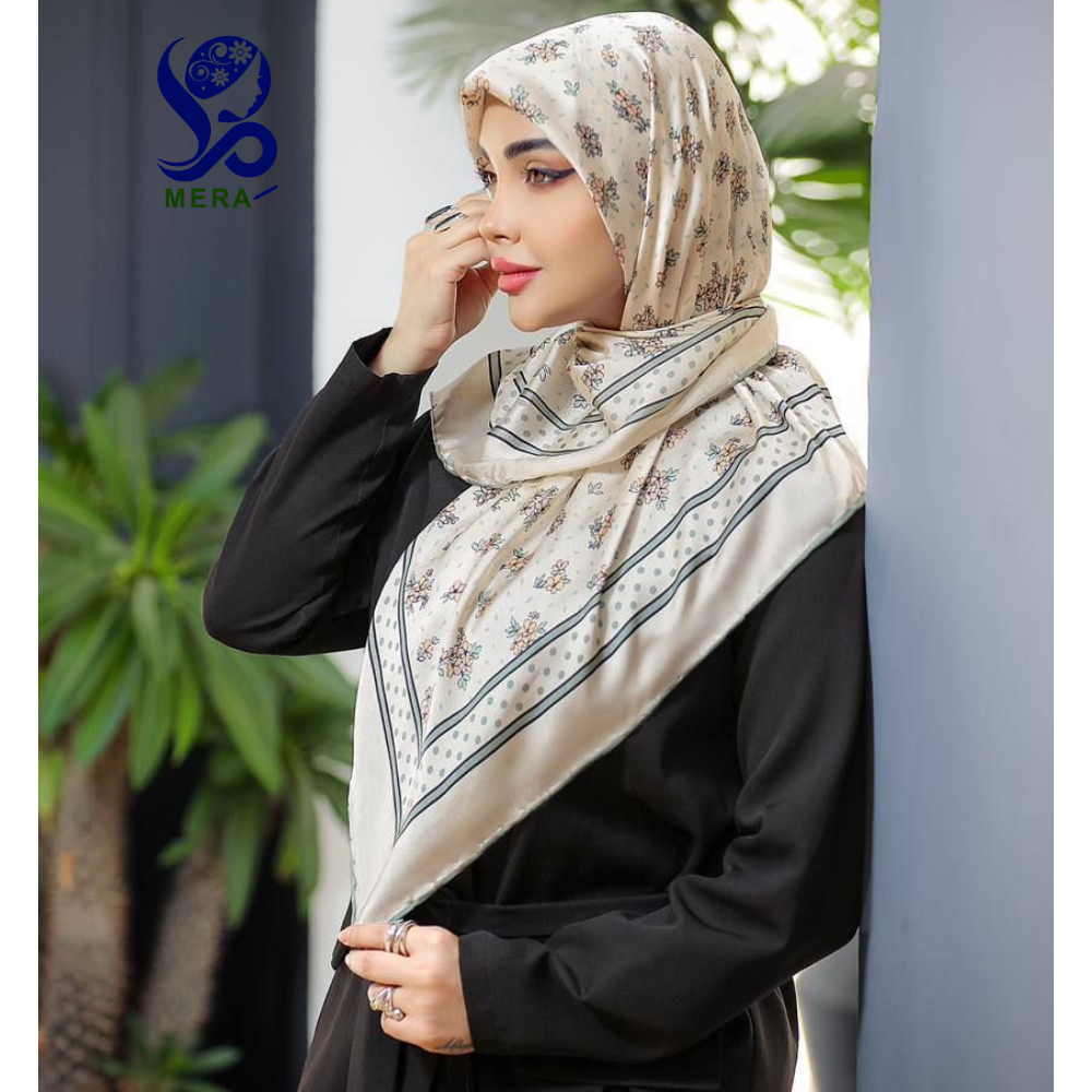 scarf روسری طرح گل ریز