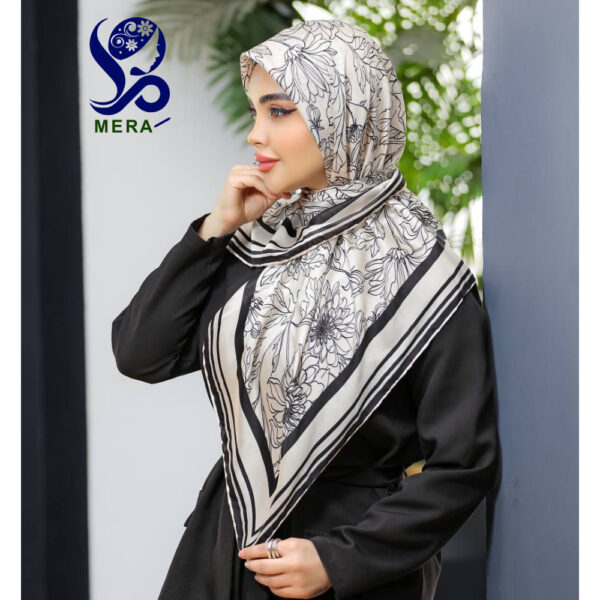 روسری گلدار