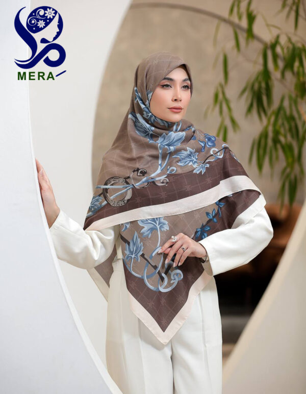 روسری گل دار سلین