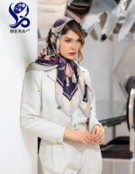 روسری طرح گل مینیمال