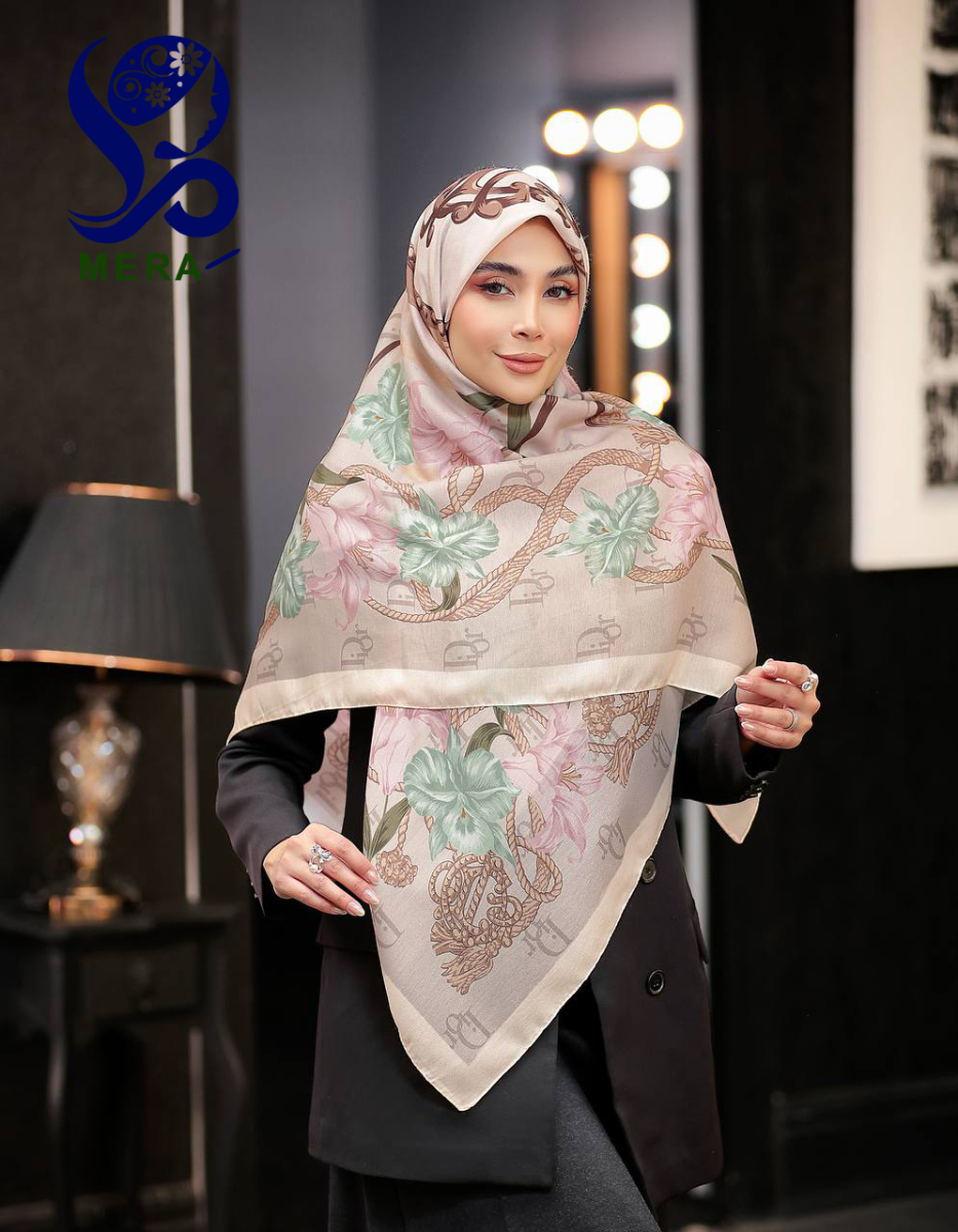 IMG_20251023_143401_386 (1) روسری Dior گل دار