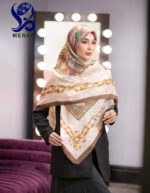 روسری طرح کلاسیک دیور