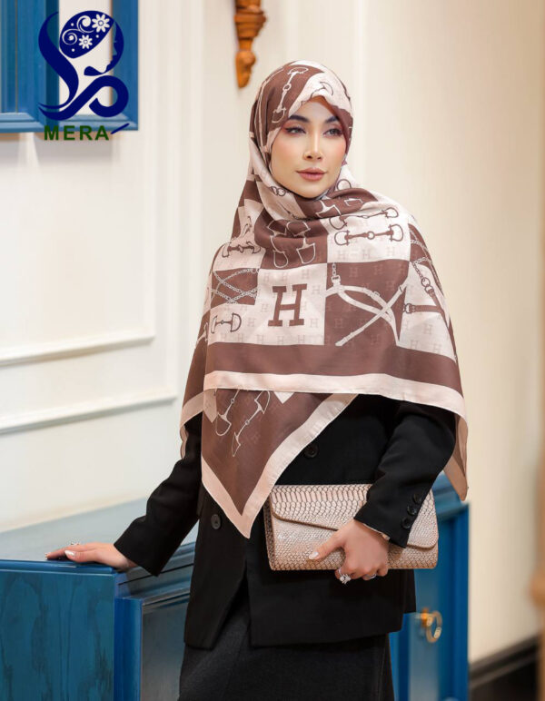 روسری طرح قفل و زنجیر H