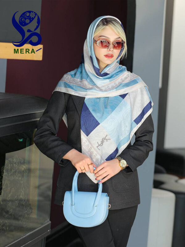 روسری طرح YSL