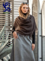 روسری ساده پاییزی