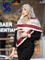 روسری Gucci طرح زنجیر