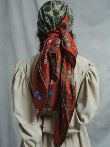 ست کردن شال با مانتو